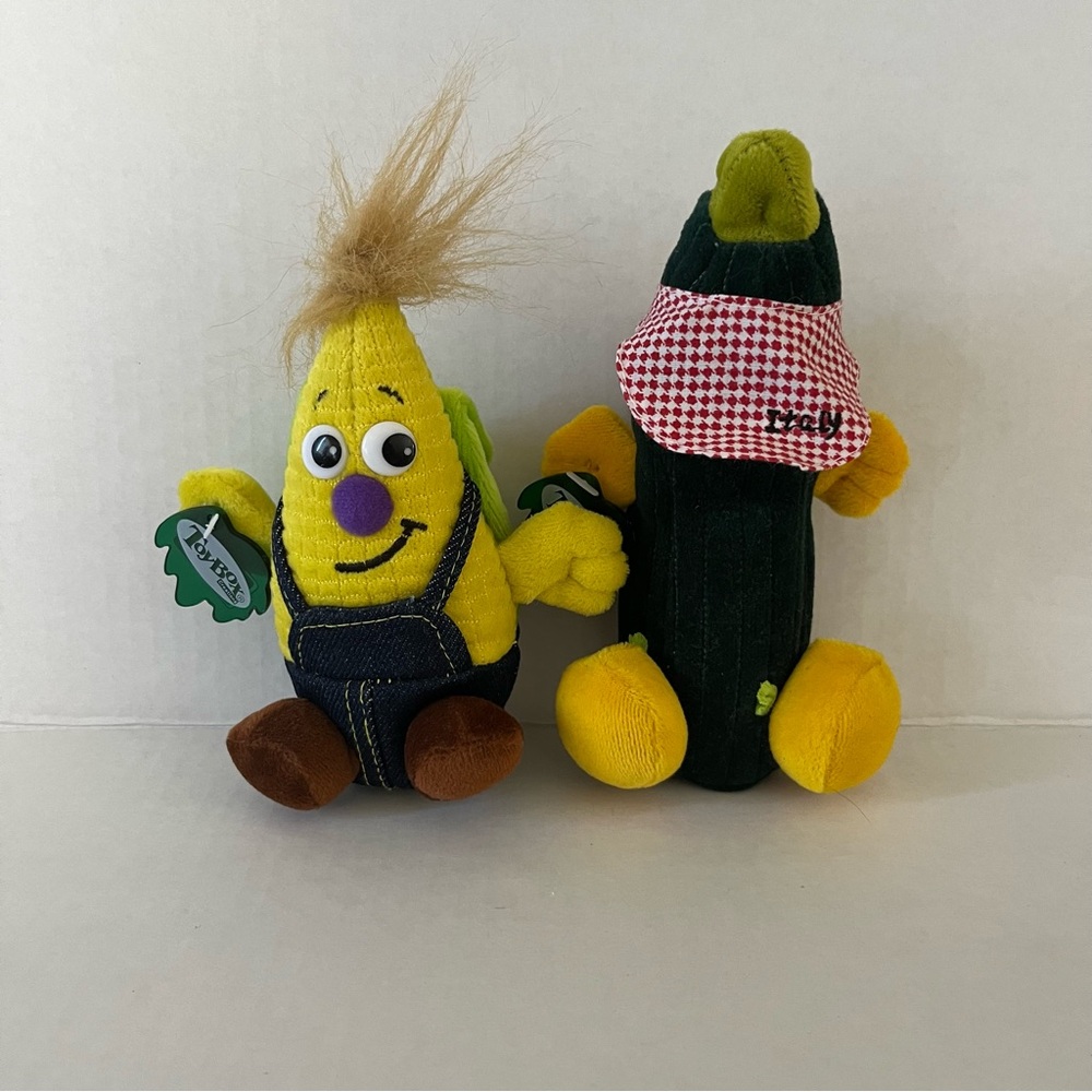 Toy Box Veggies Corn and Zucchini with Tags
